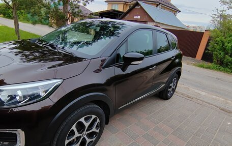 Renault Kaptur I рестайлинг, 2017 год, 1 630 000 рублей, 4 фотография