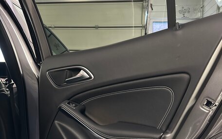 Mercedes-Benz GLA, 2018 год, 3 200 000 рублей, 7 фотография