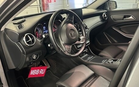 Mercedes-Benz GLA, 2018 год, 3 200 000 рублей, 12 фотография