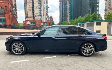 BMW 7 серия, 2017 год, 4 000 000 рублей, 2 фотография