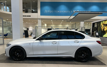 BMW 3 серия, 2021 год, 3 650 000 рублей, 10 фотография