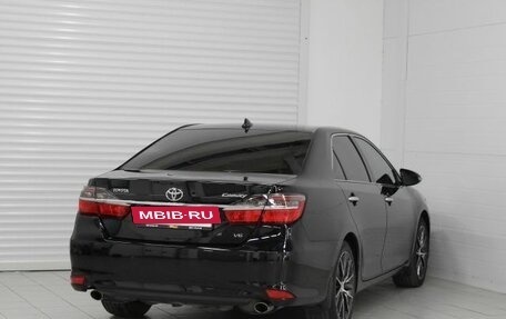 Toyota Camry, 2017 год, 2 500 000 рублей, 6 фотография