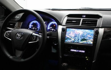 Toyota Camry, 2017 год, 2 500 000 рублей, 14 фотография