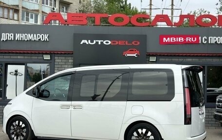 Hyundai Staria, 2021 год, 4 900 000 рублей, 6 фотография