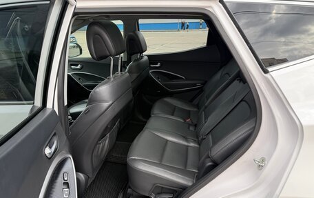 Hyundai Santa Fe III рестайлинг, 2016 год, 2 395 000 рублей, 18 фотография