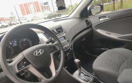 Hyundai Solaris II рестайлинг, 2015 год, 1 170 000 рублей, 9 фотография