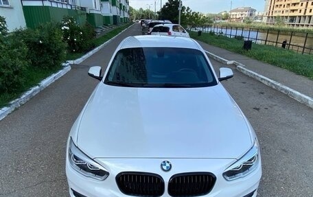 BMW 1 серия, 2017 год, 1 600 000 рублей, 16 фотография