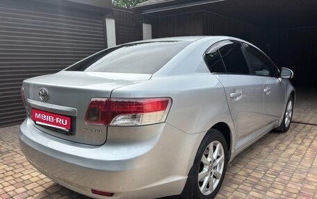 Toyota Avensis III рестайлинг, 2011 год, 1 450 000 рублей, 3 фотография