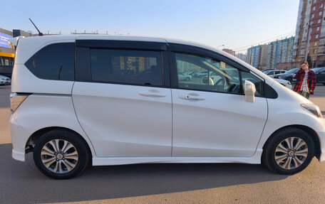 Honda Freed I, 2012 год, 1 280 000 рублей, 8 фотография