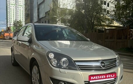 Opel Astra H, 2008 год, 900 000 рублей, 2 фотография