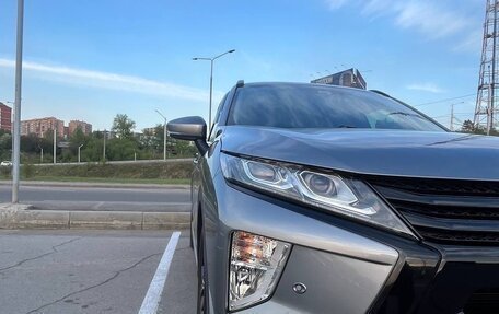 Mitsubishi Eclipse Cross, 2018 год, 2 000 000 рублей, 2 фотография