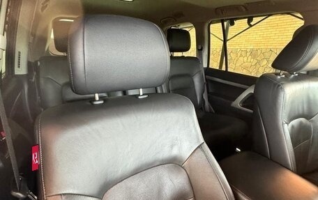 Toyota Land Cruiser 200, 2019 год, 7 400 000 рублей, 11 фотография