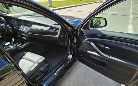 BMW 5 серия, 2013 год, 1 940 000 рублей, 10 фотография