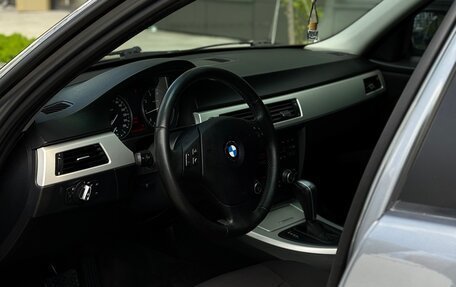 BMW 3 серия, 2010 год, 1 175 000 рублей, 20 фотография