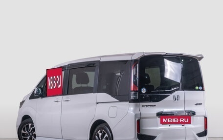 Honda Stepwgn IV, 2021 год, 3 199 000 рублей, 5 фотография