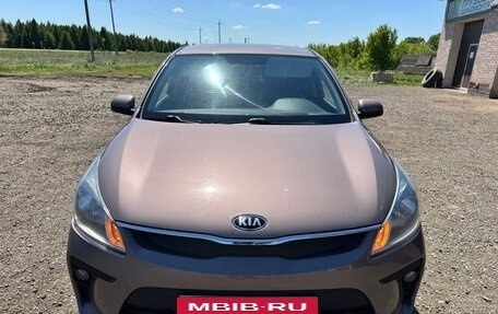 KIA Rio IV, 2018 год, 1 215 000 рублей, 5 фотография