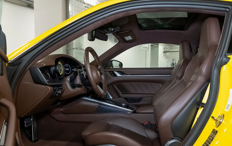 Porsche 911, 2021 год, 26 800 000 рублей, 18 фотография