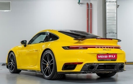 Porsche 911, 2021 год, 26 800 000 рублей, 15 фотография