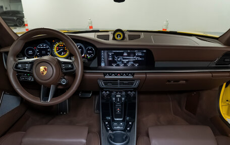 Porsche 911, 2021 год, 26 800 000 рублей, 26 фотография