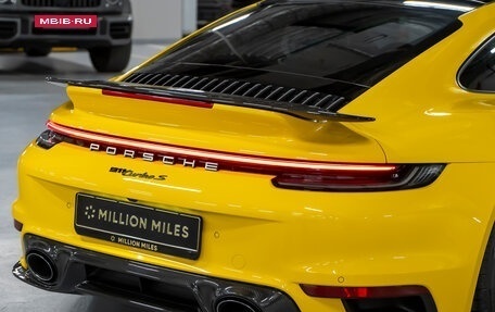 Porsche 911, 2021 год, 26 800 000 рублей, 11 фотография