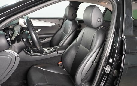 Mercedes-Benz E-Класс, 2018 год, 2 869 000 рублей, 10 фотография