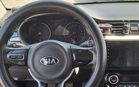 KIA Rio IV, 2018 год, 1 600 000 рублей, 8 фотография