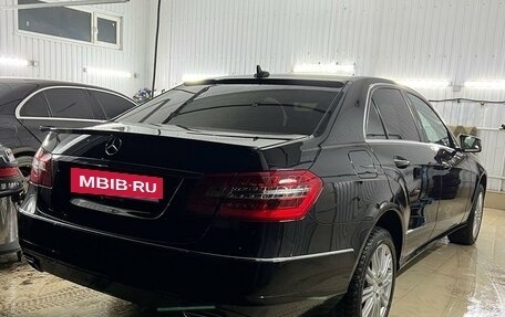 Mercedes-Benz E-Класс, 2012 год, 1 700 000 рублей, 2 фотография