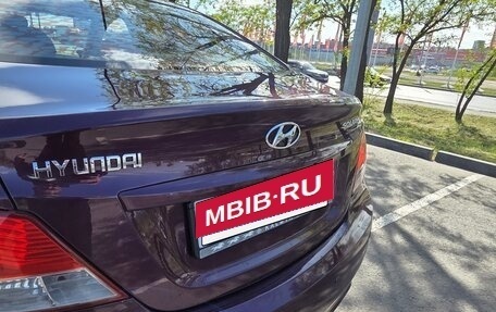 Hyundai Solaris II рестайлинг, 2011 год, 630 000 рублей, 3 фотография