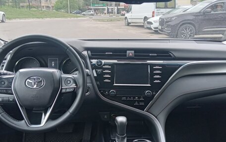 Toyota Camry, 2019 год, 2 399 000 рублей, 10 фотография