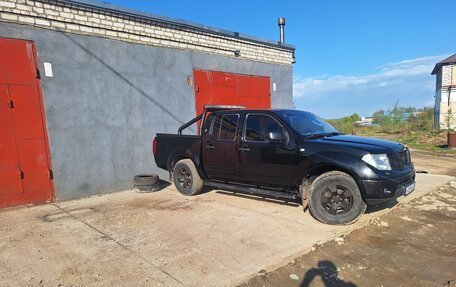 Nissan Navara (Frontier), 2006 год, 950 000 рублей, 3 фотография