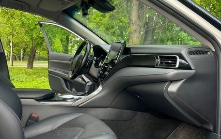 Toyota Camry, 2021 год, 4 100 000 рублей, 31 фотография