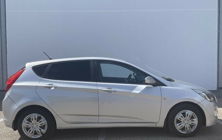 Hyundai Solaris II рестайлинг, 2014 год, 860 000 рублей, 4 фотография