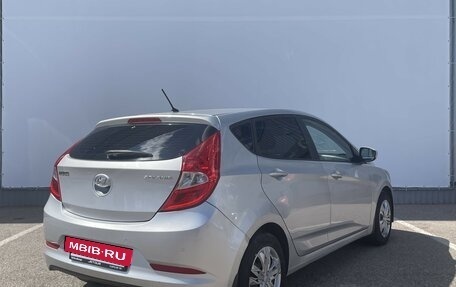 Hyundai Solaris II рестайлинг, 2014 год, 860 000 рублей, 2 фотография