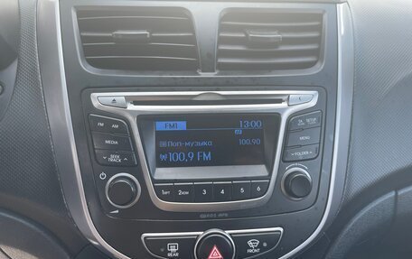 Hyundai Solaris II рестайлинг, 2014 год, 860 000 рублей, 15 фотография