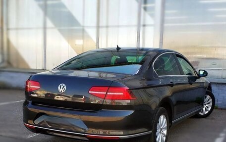 Volkswagen Passat B8 рестайлинг, 2017 год, 1 550 000 рублей, 4 фотография