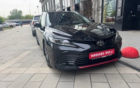 Toyota Camry, 2021 год, 3 000 000 рублей, 5 фотография