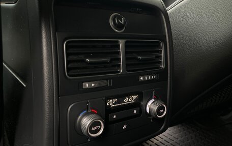Volkswagen Touareg III, 2015 год, 2 950 000 рублей, 20 фотография