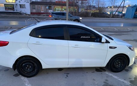 KIA Rio III рестайлинг, 2012 год, 750 000 рублей, 2 фотография