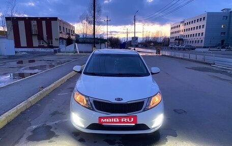 KIA Rio III рестайлинг, 2012 год, 750 000 рублей, 4 фотография