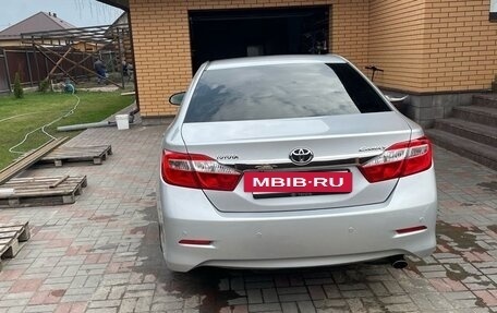 Toyota Camry, 2013 год, 1 850 000 рублей, 6 фотография