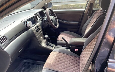 Toyota Corolla, 2004 год, 715 000 рублей, 8 фотография
