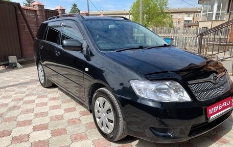 Toyota Corolla, 2004 год, 715 000 рублей, 13 фотография