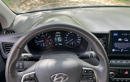 Hyundai Solaris II рестайлинг, 2021 год, 1 380 000 рублей, 5 фотография