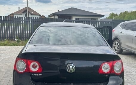 Volkswagen Passat B6, 2008 год, 780 000 рублей, 2 фотография