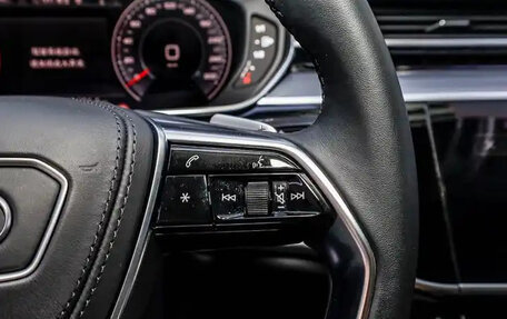 Audi A8, 2021 год, 8 676 000 рублей, 33 фотография