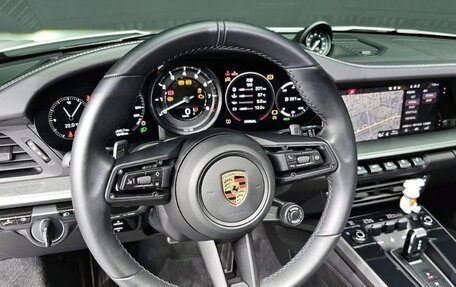 Porsche 911, 2021 год, 9 999 999 рублей, 10 фотография