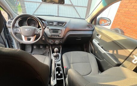 KIA Rio III рестайлинг, 2014 год, 800 000 рублей, 19 фотография
