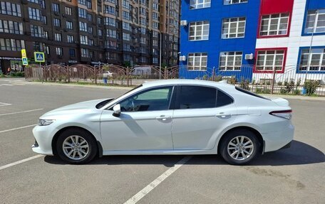 Toyota Camry, 2021 год, 2 550 000 рублей, 21 фотография