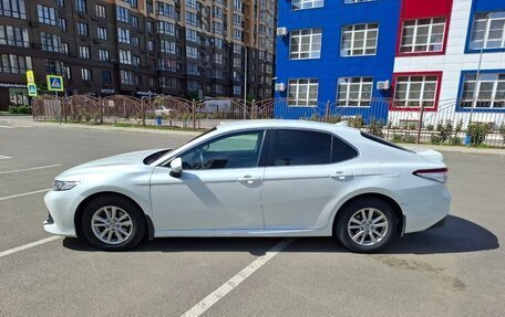 Toyota Camry, 2021 год, 2 550 000 рублей, 24 фотография