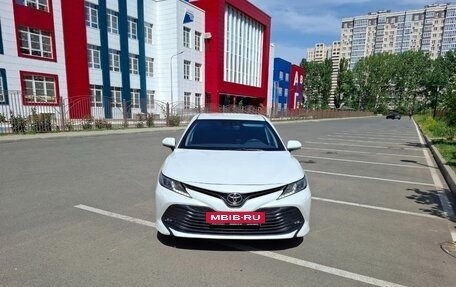 Toyota Camry, 2021 год, 2 550 000 рублей, 16 фотография